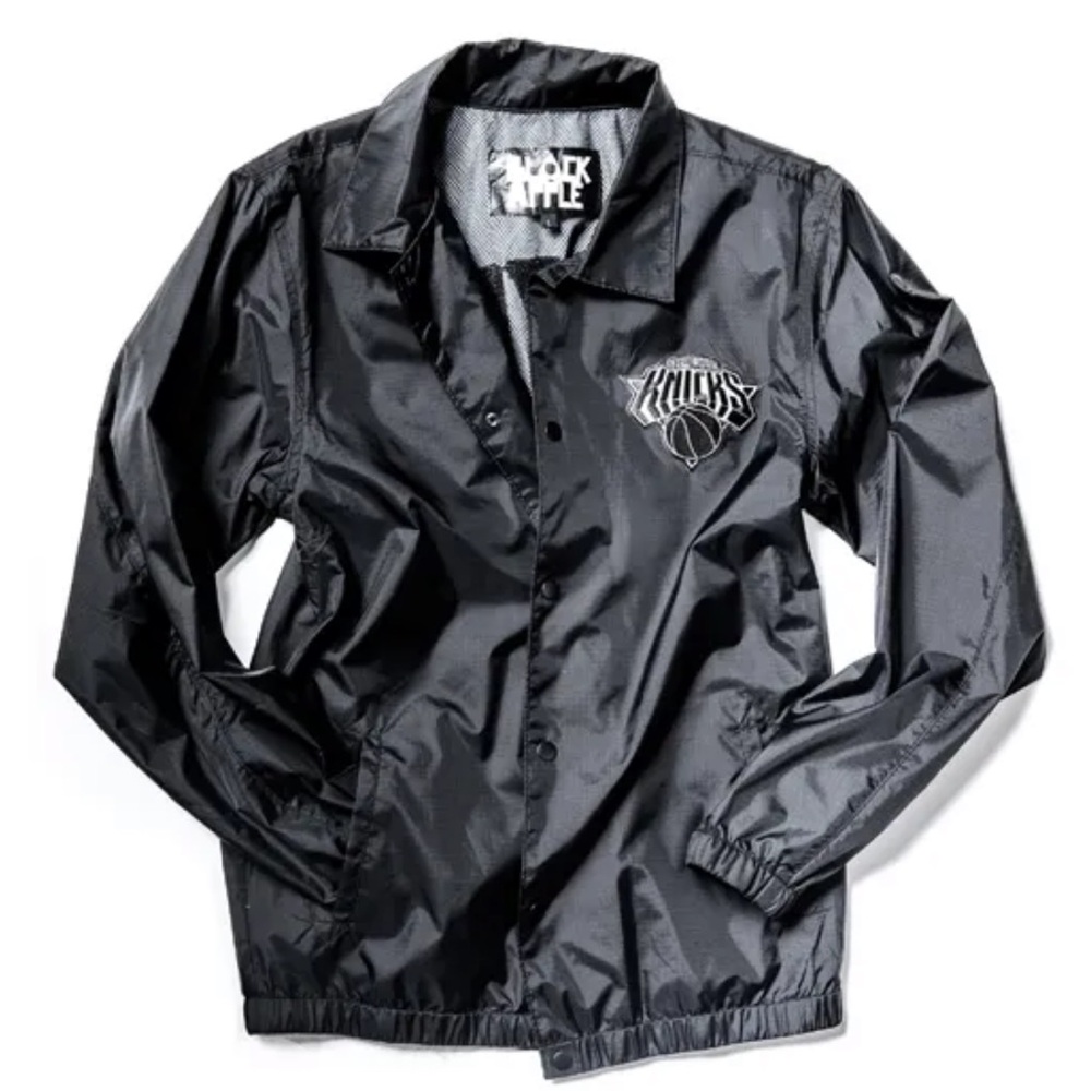 KNICKS x BLACK APPLE NEW YORK KNICKS BLACK ON BLACK WINDBREAKER JACKET S…